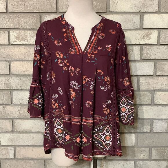 3for$20 blouse large runs smaller more like medium - Picture 1 of 3